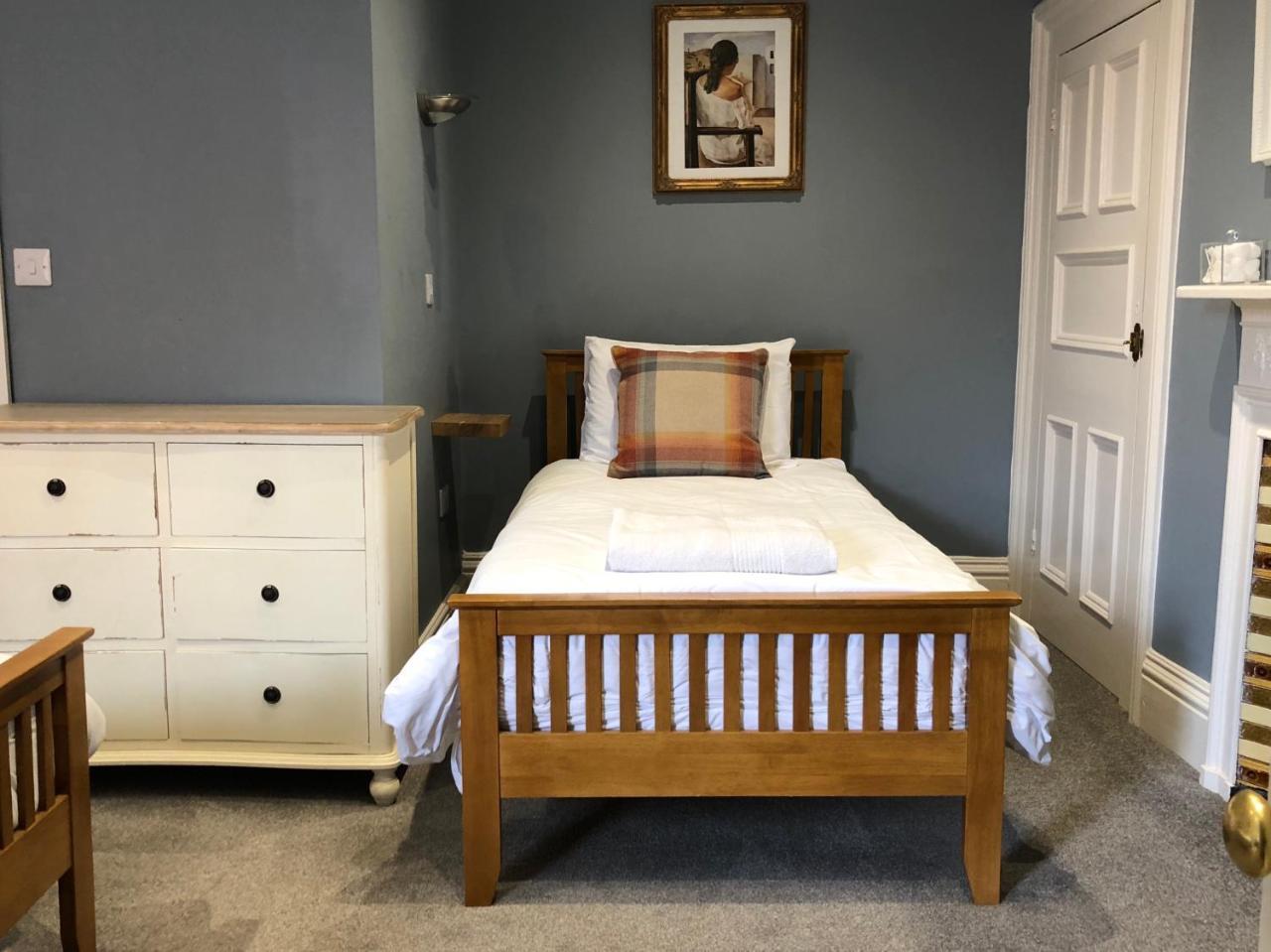 휫비 Corra Lynn B&B 외부 사진